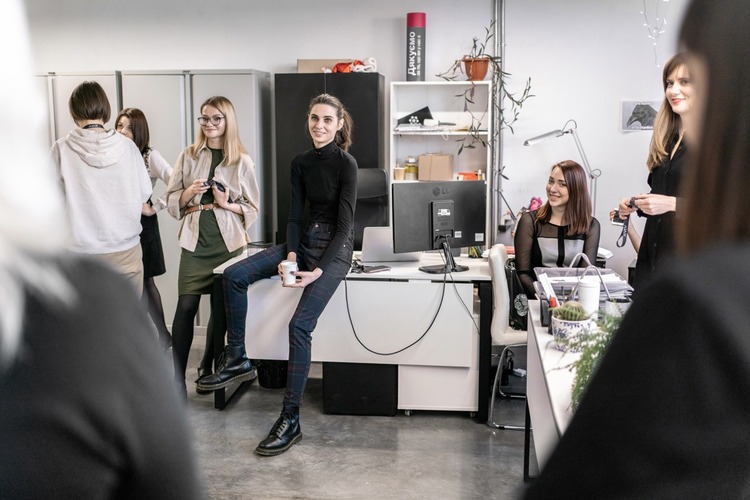 «Я не жду от рекрутеров, что они будут ходить с застывшей улыбкой 24/7 и татуировкой “люблю людей”»: интервью с HR Director Ajax Systems Дарьей Назаркиной