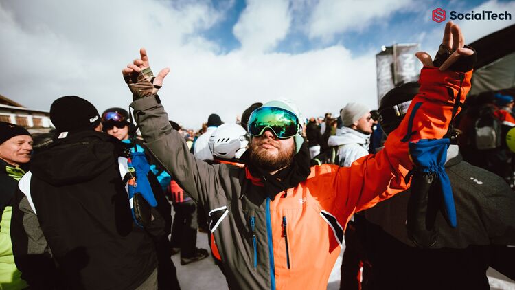 «Наши руководители тратят около 30% своего времени на поиск талантов»: интервью с Максимом Штепой, СЕО SocialTech