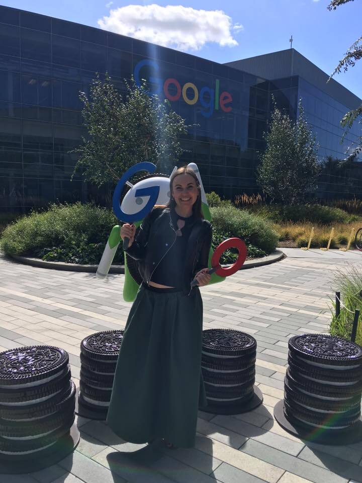 Компанию делают талантливые люди. Диалог с Лесей Арнольд